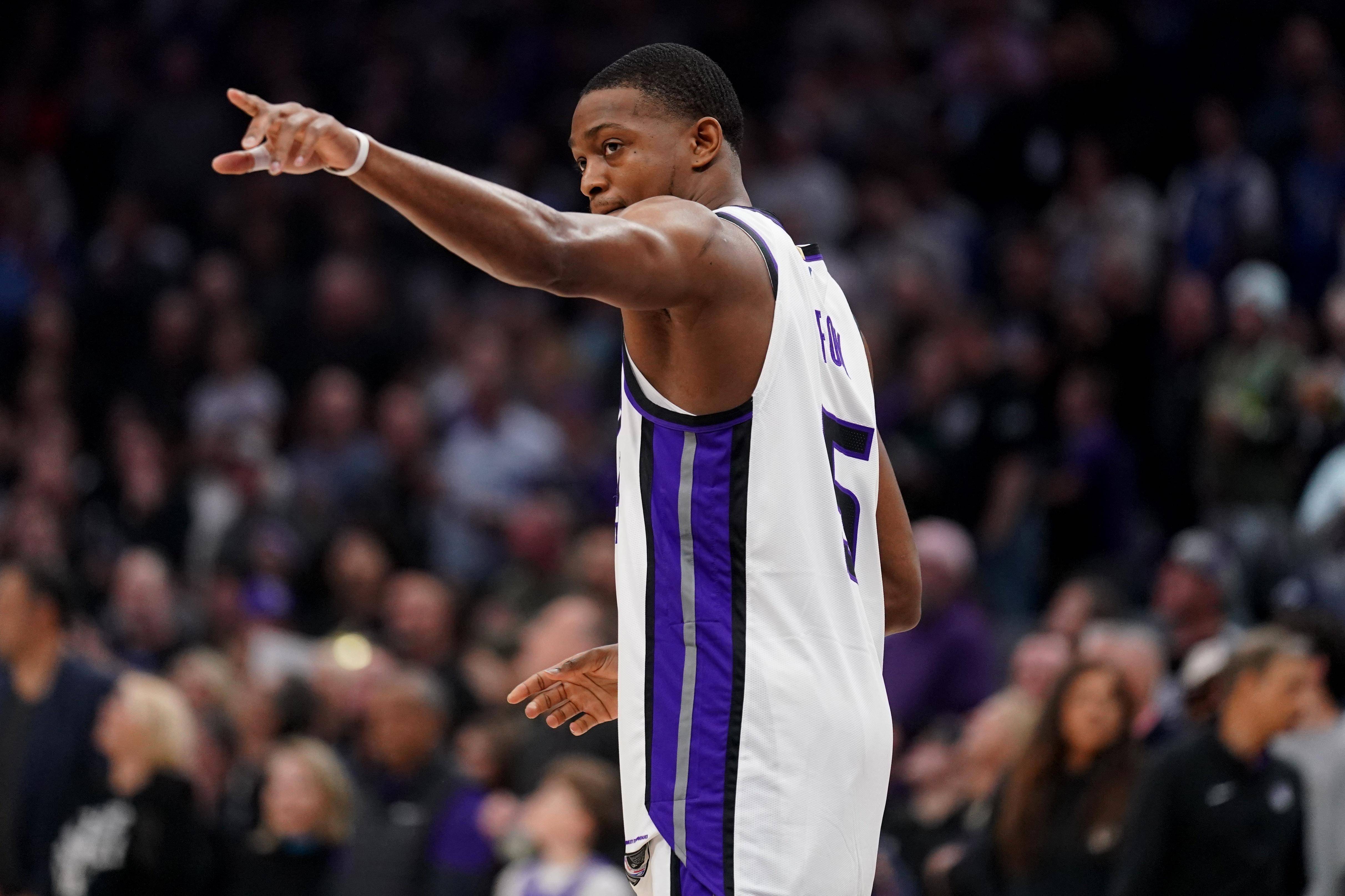 米兰体育-骑士队签下新秀球员，备战下赛季NBA季前赛